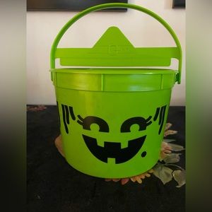 NWT McDonald’s Halloween 2022 happy witch Happy Meal bucket